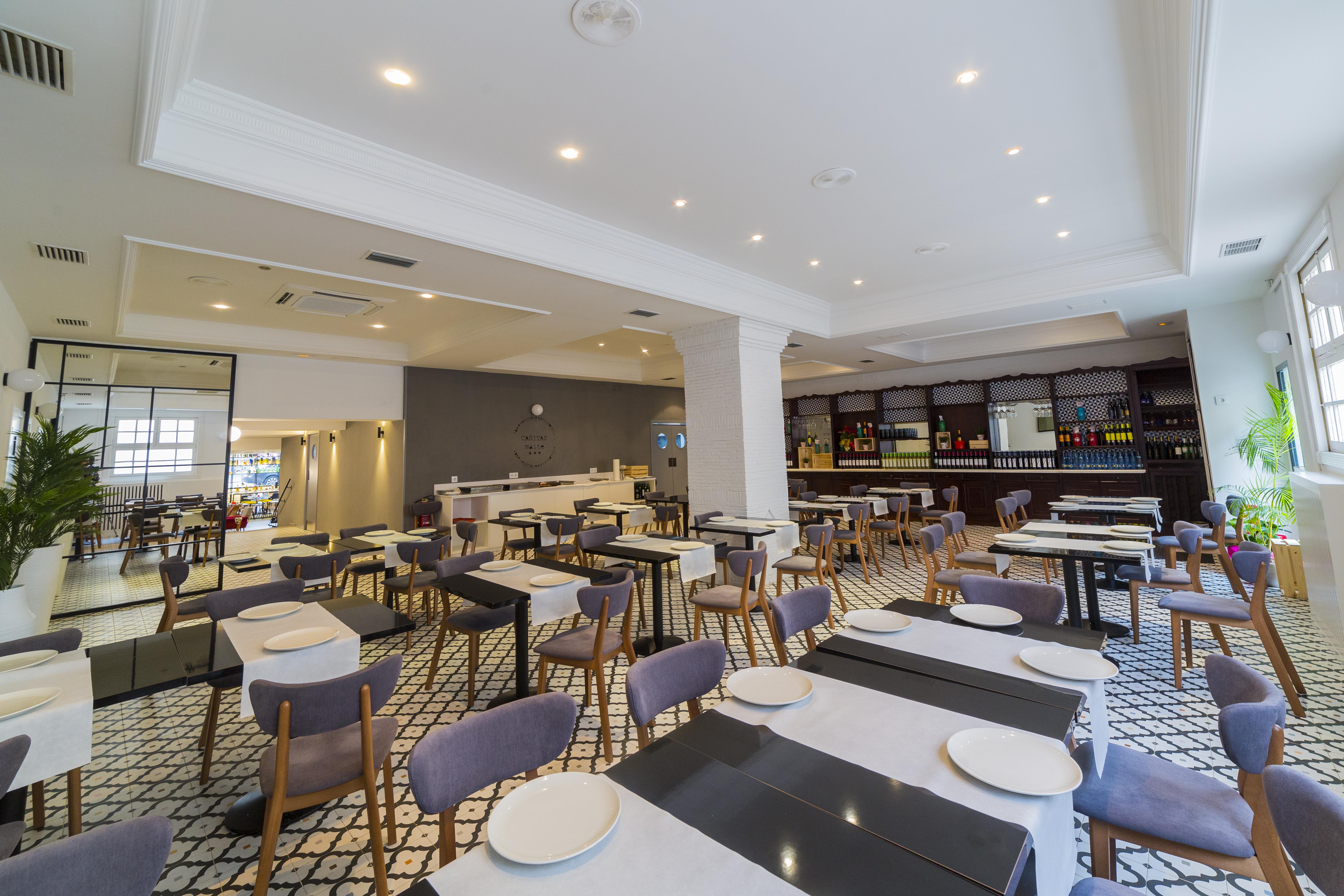 Hospedium Hotel Canitas Maite Gastronomico Casas-Ibáñez Buitenkant foto